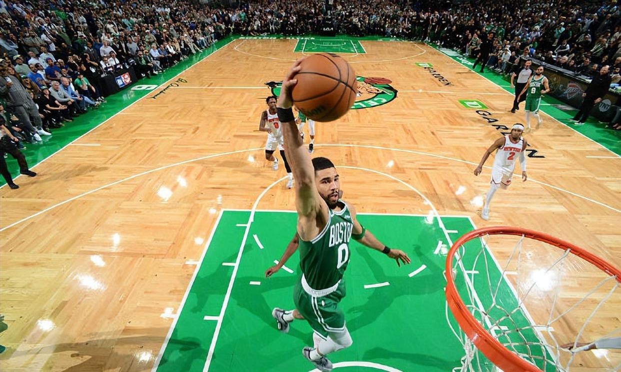 新葡京娱乐城-凯尔特人队关键时刻表现出色，逆转胜利的简单介绍