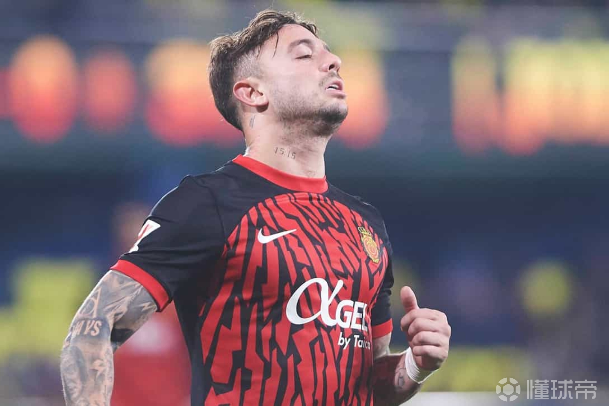 马略卡后防失误频频,主帅怒斥球员的简单介绍 马略卡后防失误频频,主帅怒斥球员的简单介绍